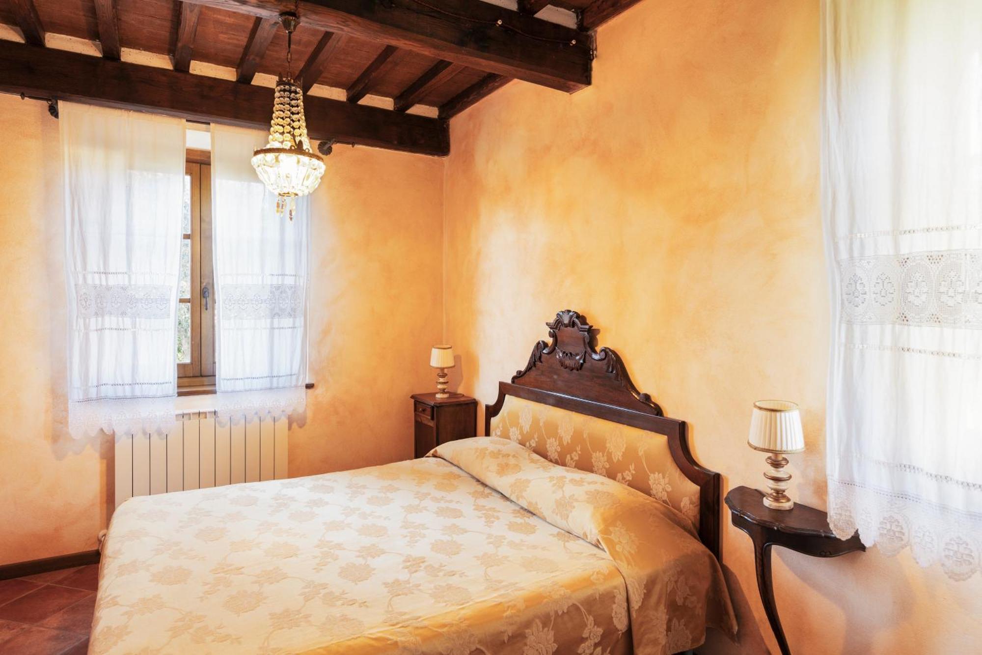 Agriturismo Il Borgo Cortona Esterno foto