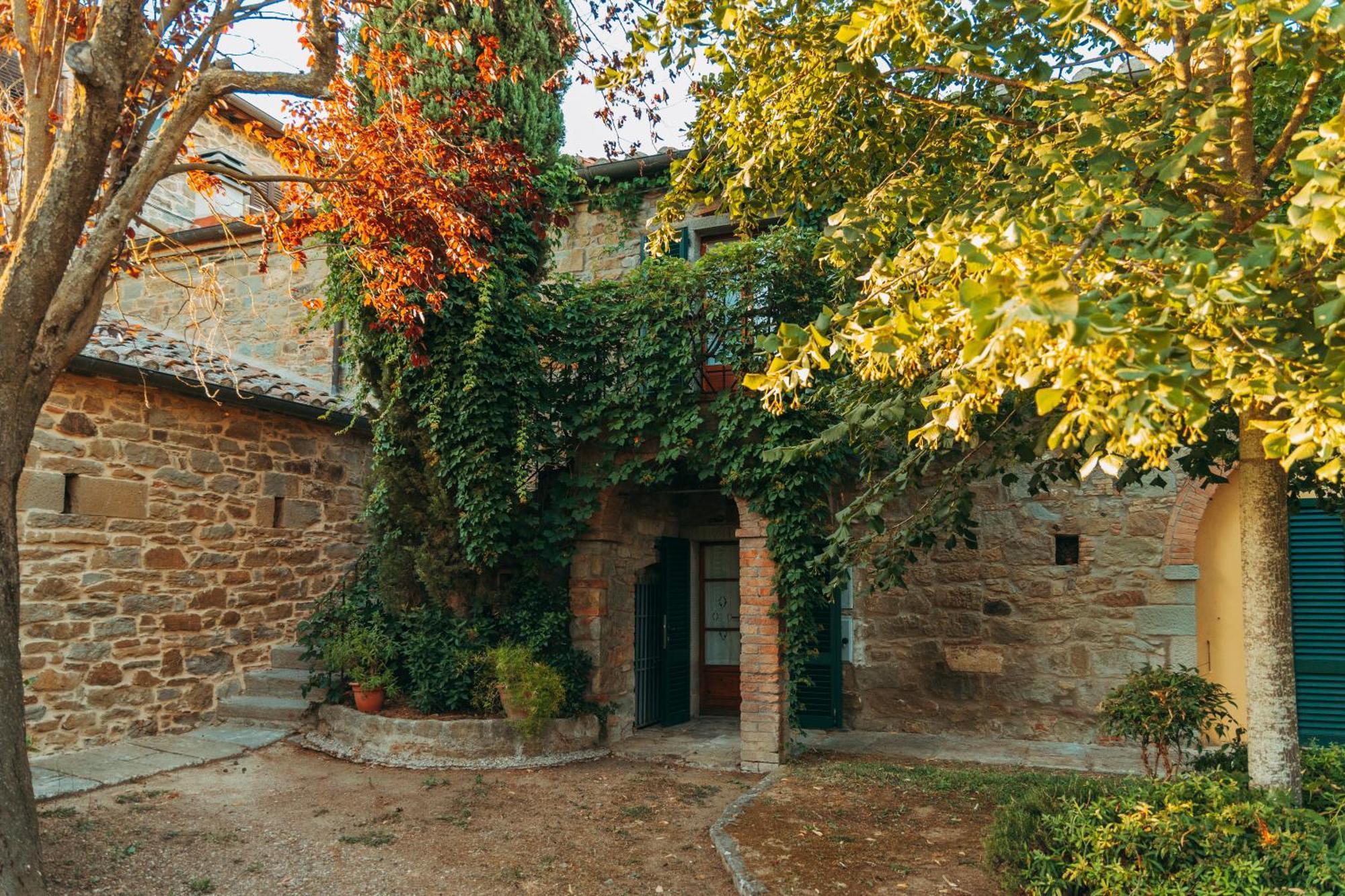 Agriturismo Il Borgo Cortona Esterno foto