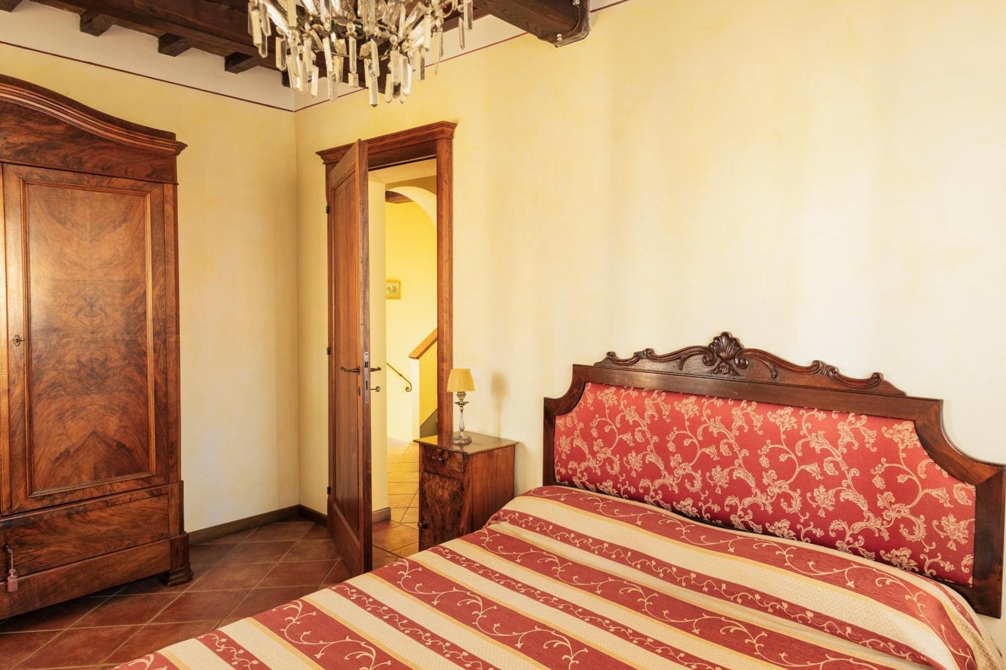 Agriturismo Il Borgo Cortona Esterno foto