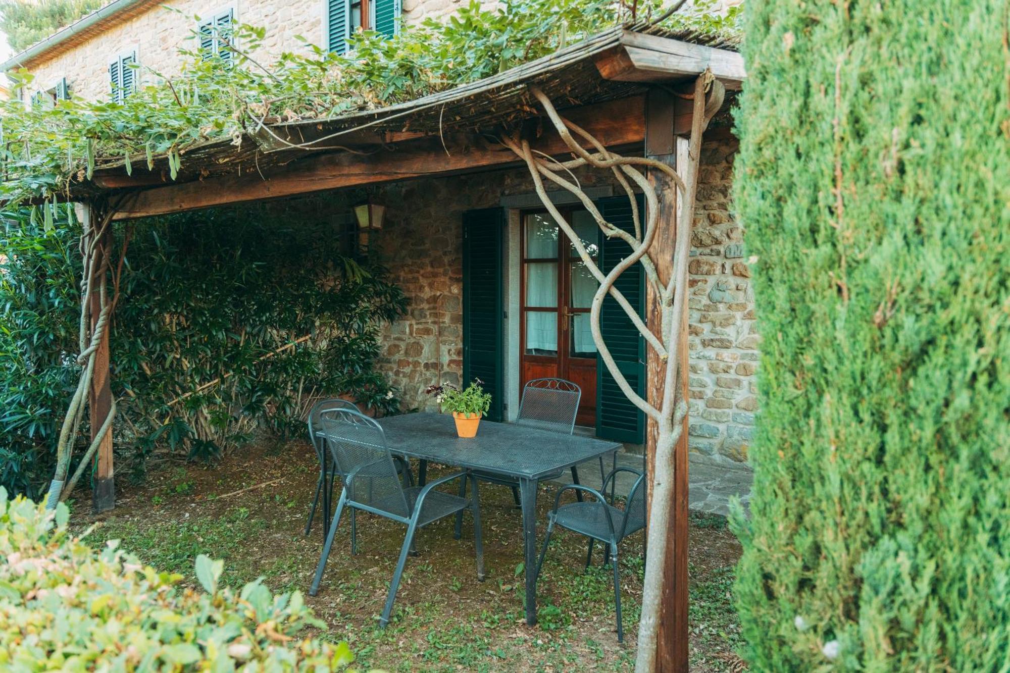 Agriturismo Il Borgo Cortona Esterno foto