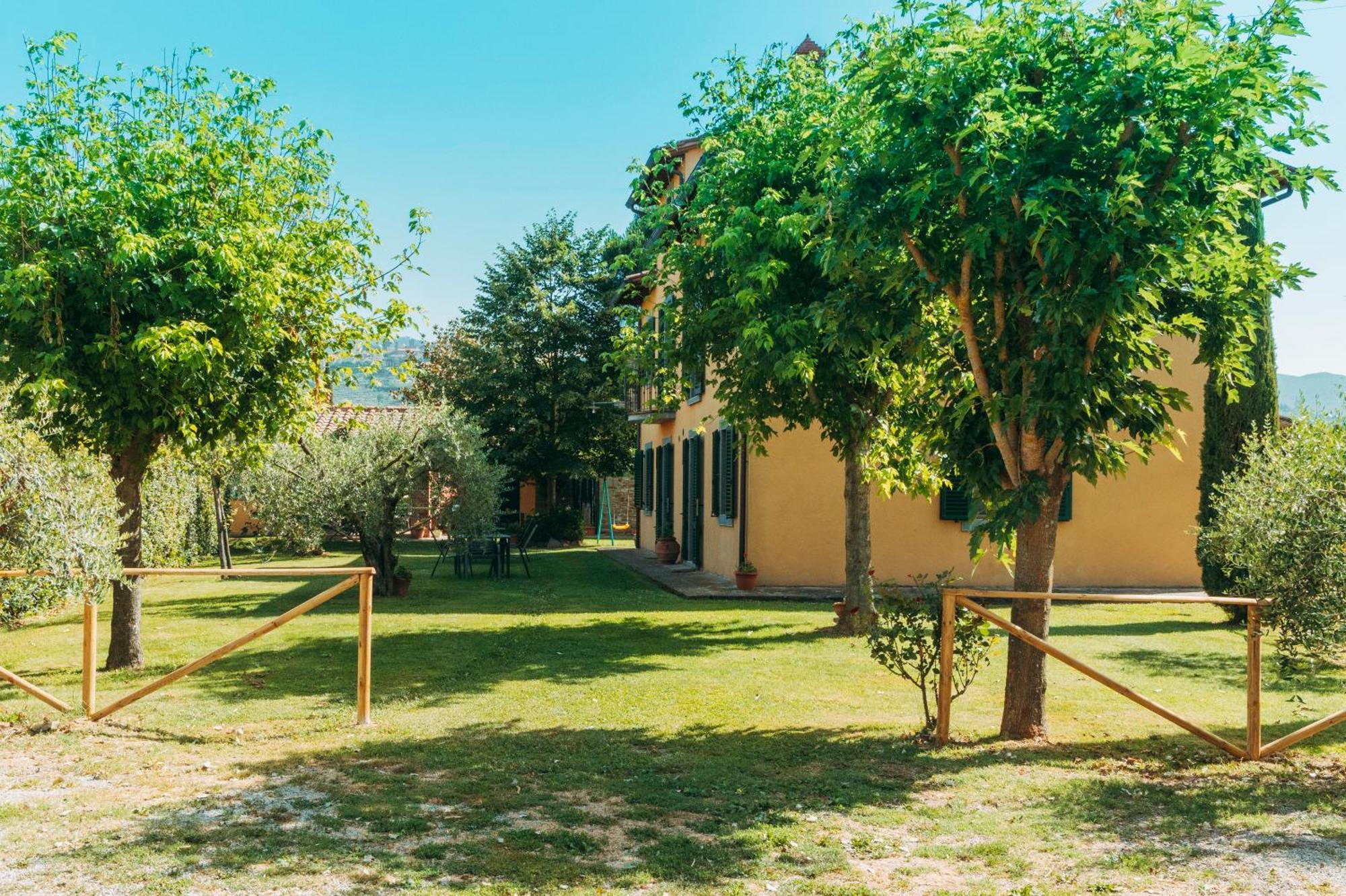 Agriturismo Il Borgo Cortona Esterno foto