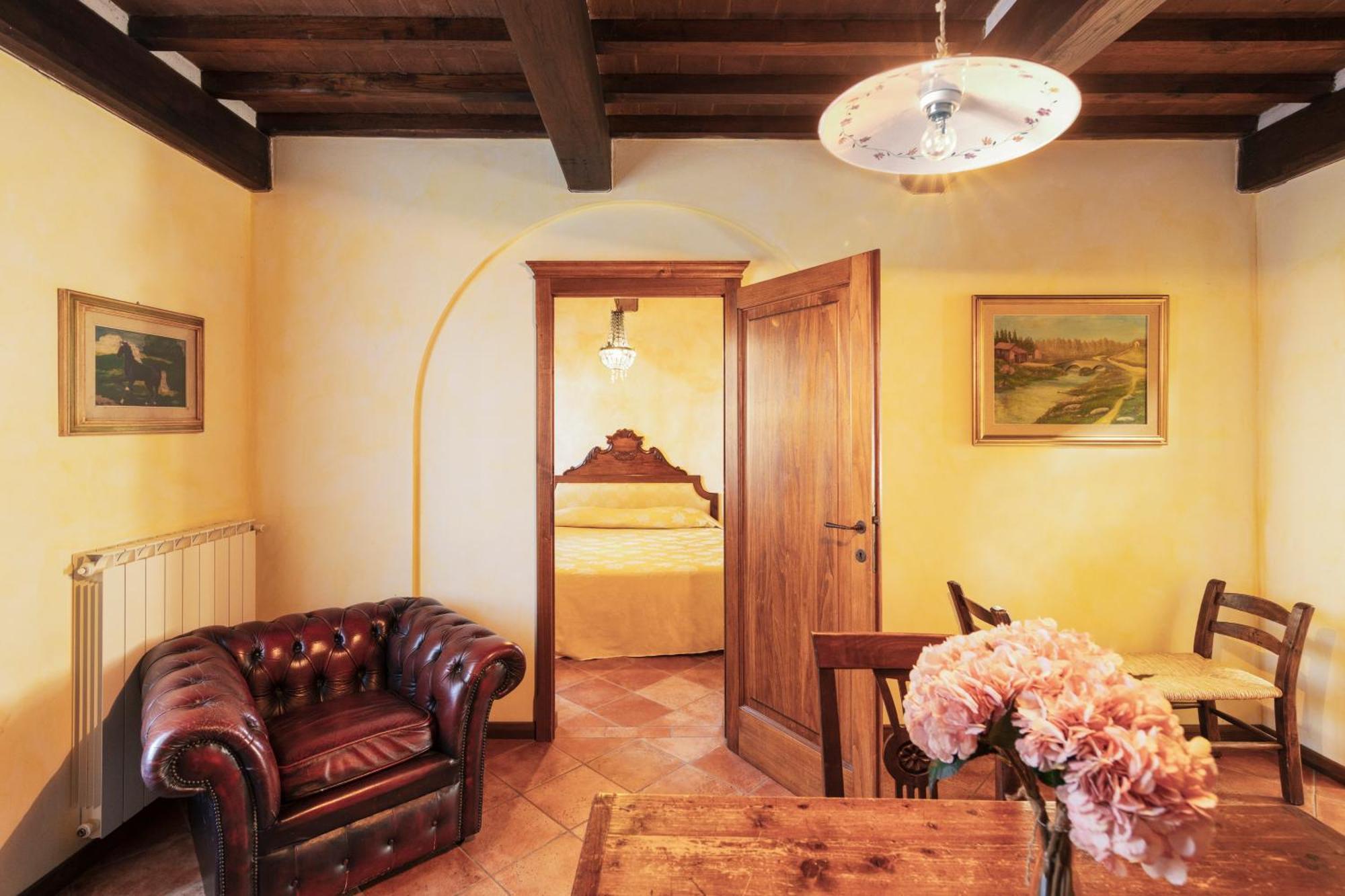 Agriturismo Il Borgo Cortona Esterno foto