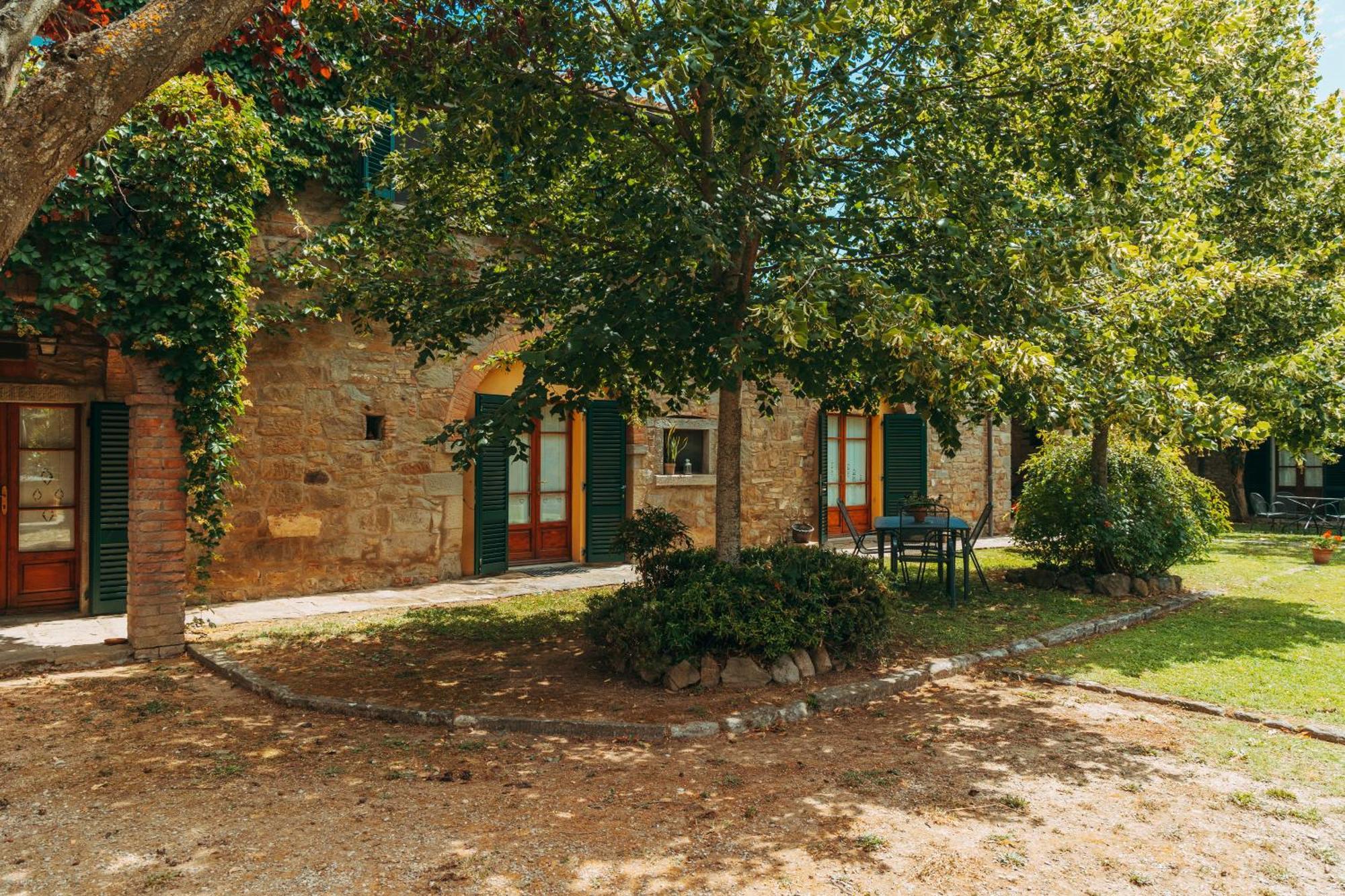 Agriturismo Il Borgo Cortona Esterno foto