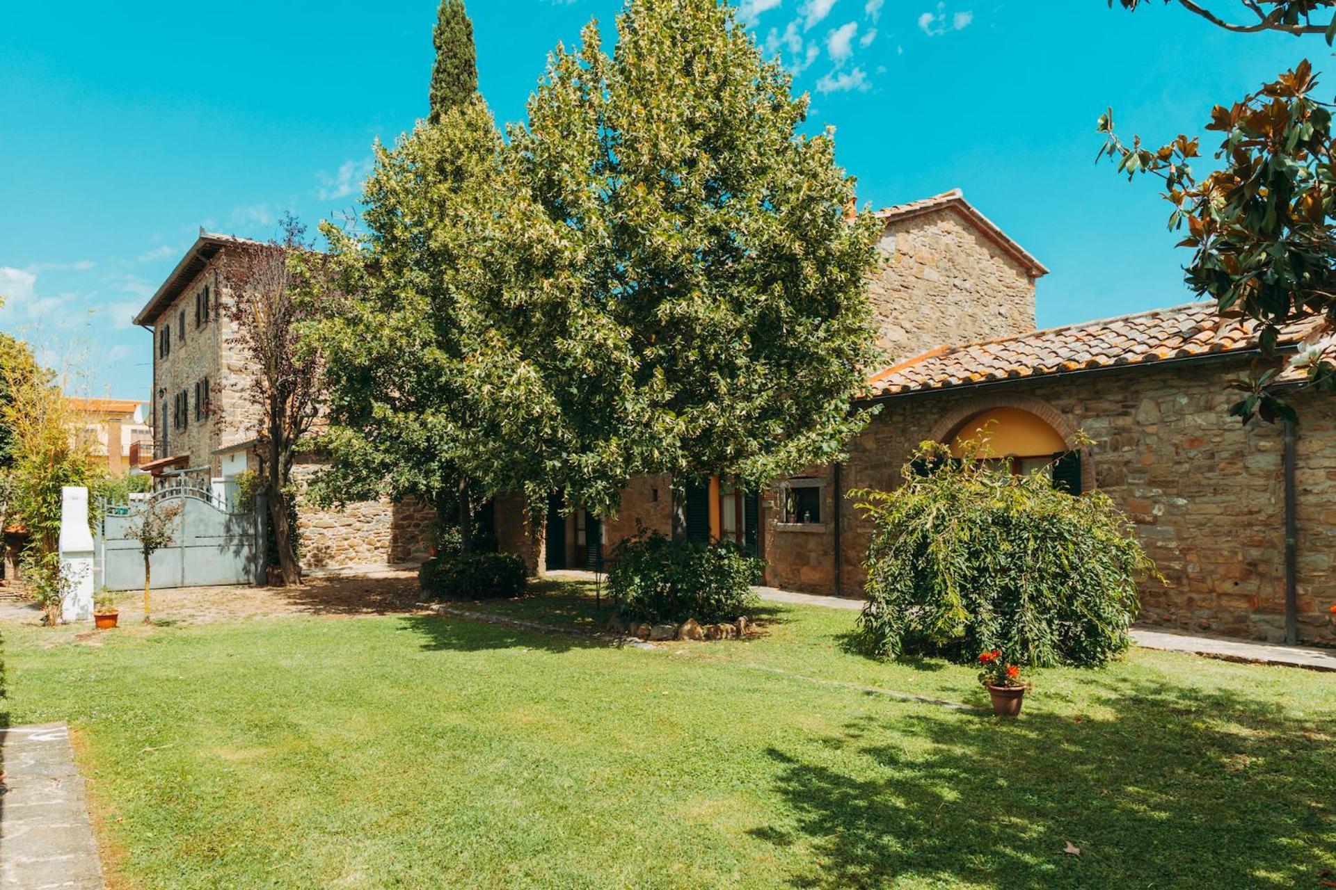 Agriturismo Il Borgo Cortona Esterno foto